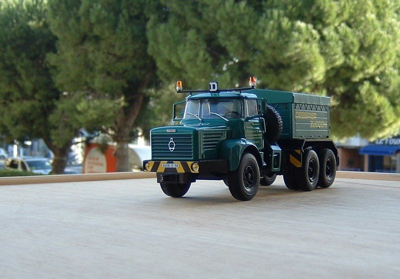 Anciens jouets NOREV : TBO transporteur de voitures - Collection