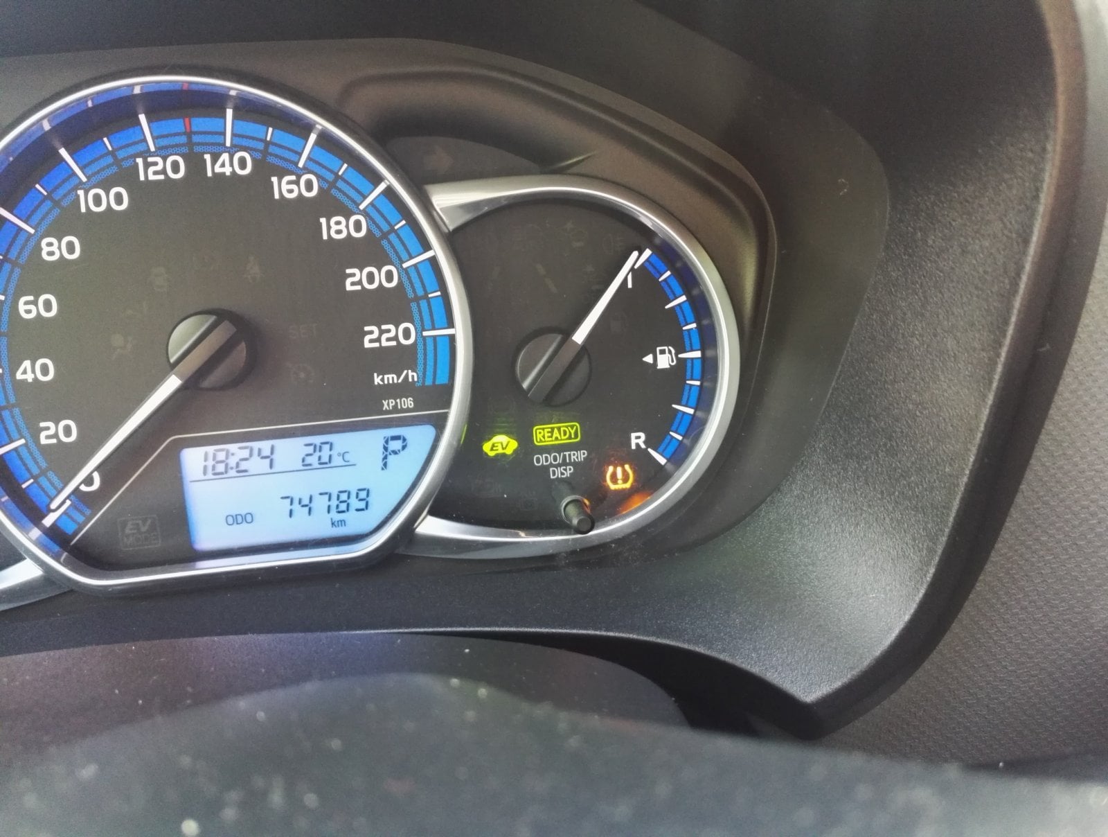 Voyant Orange Toyota Yaris