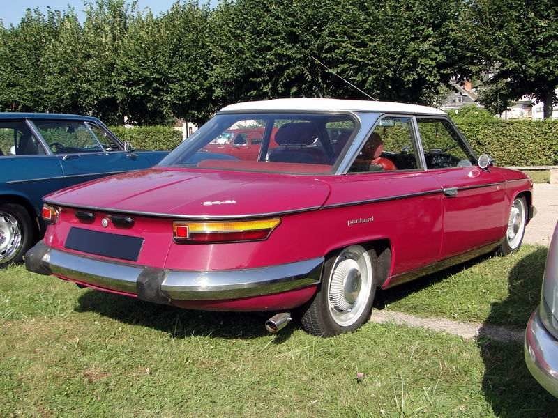 Location auto retro collection - panhard 24 CT coupé 1964