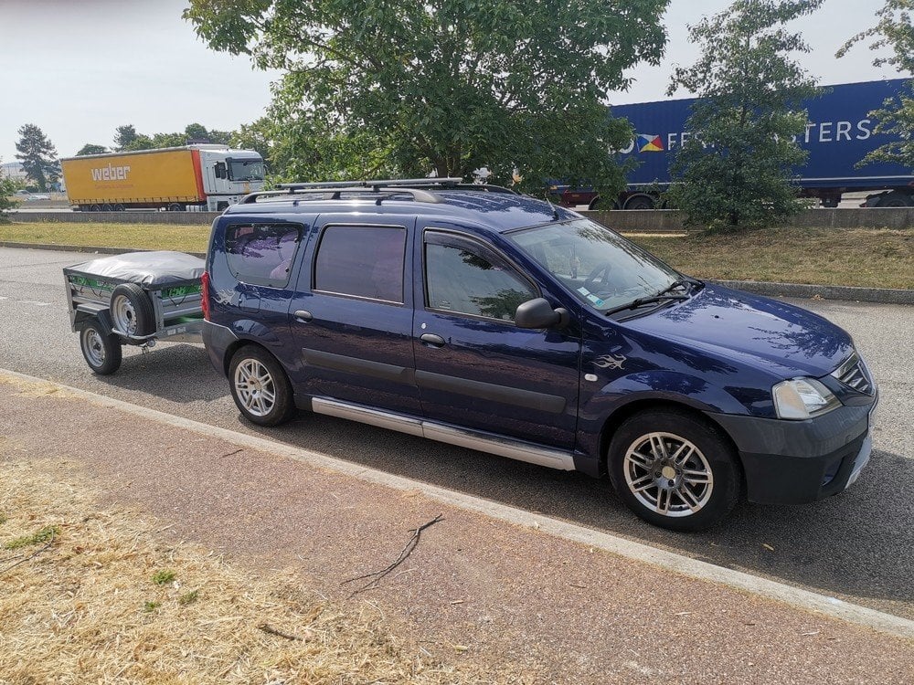 Tracter Une Caravane Abime La Voiture
