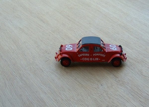 NOREV COLLECTION 2CV N°08 2Cv Bicephale Pompiers De Cogolin Neuve Boîte