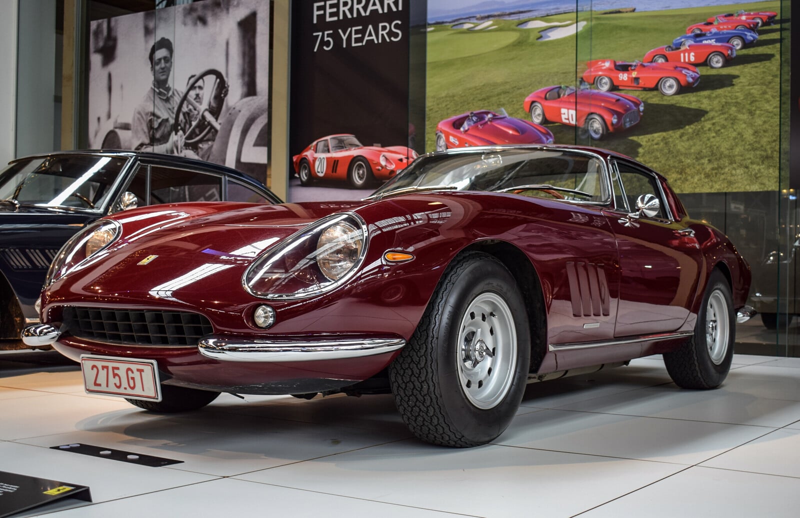 Livre sur l' automobile FERRARI 275 GTB - 275 GTS