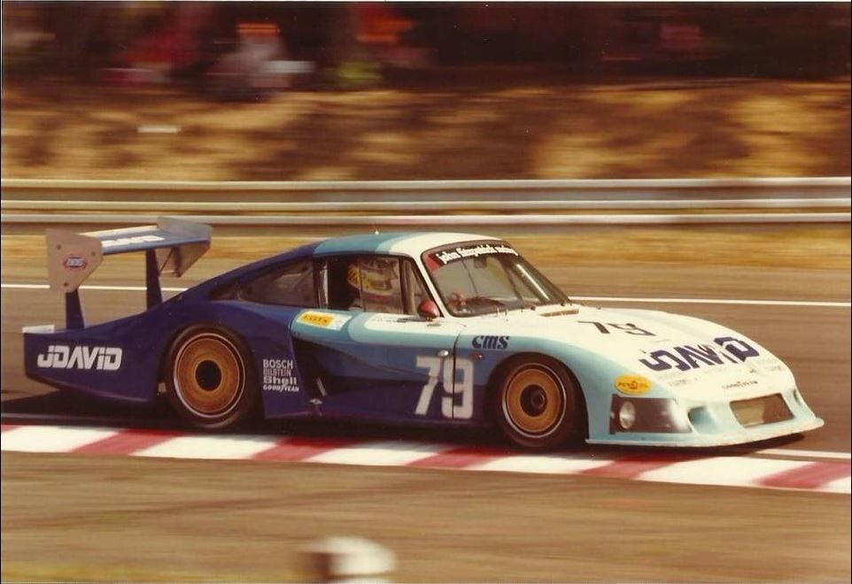 FASCICULE LES MONSTRES SACRES DE L'ENDURANCE N°10 FERRARI 250 LM 24H DU MANS