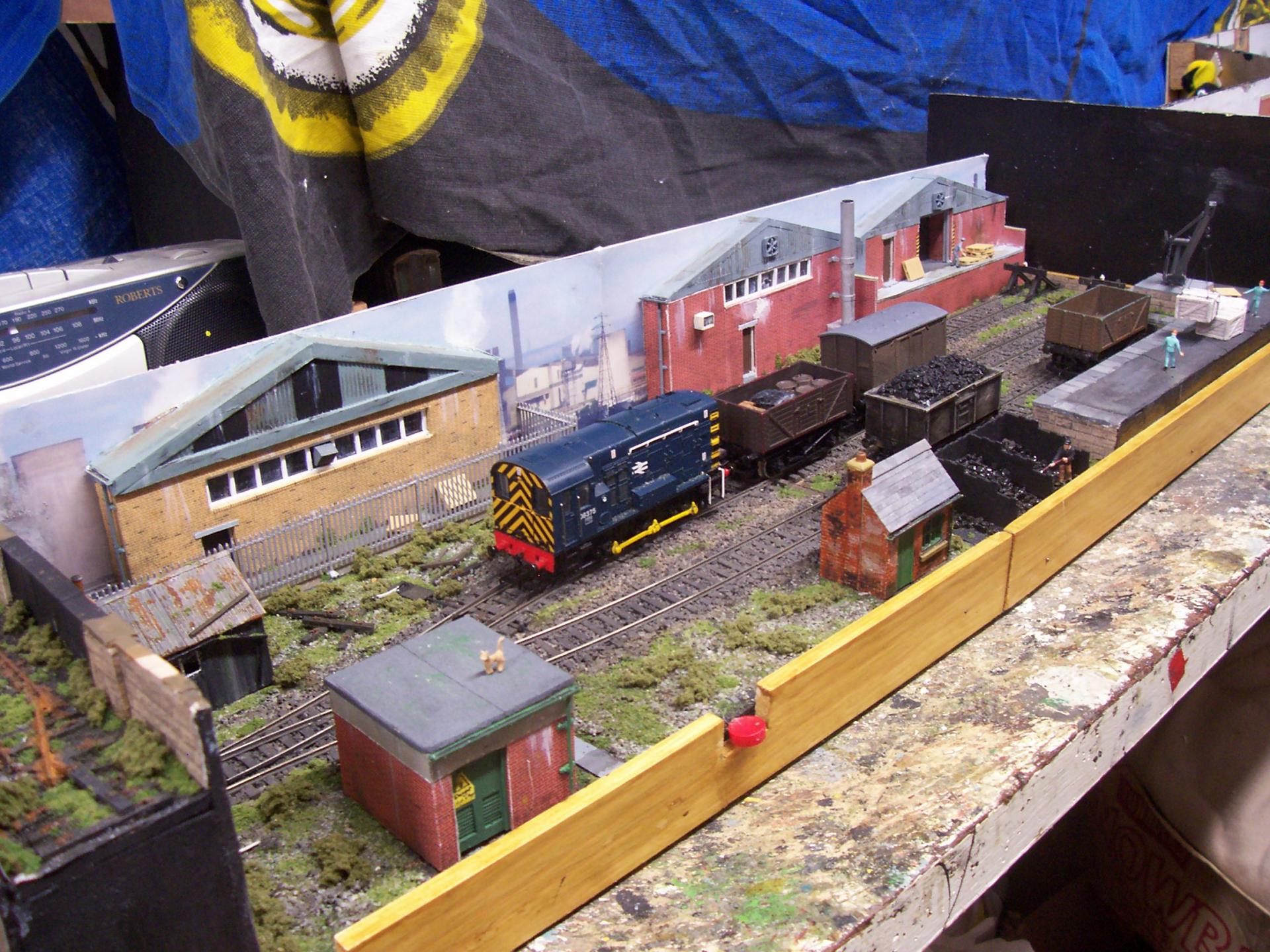 Oo gauge micro layout on sale