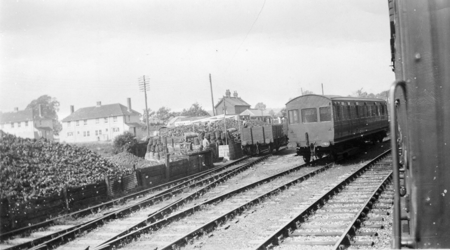 Isle of Wight Railways - rare images - Southern Railway Group - RMweb