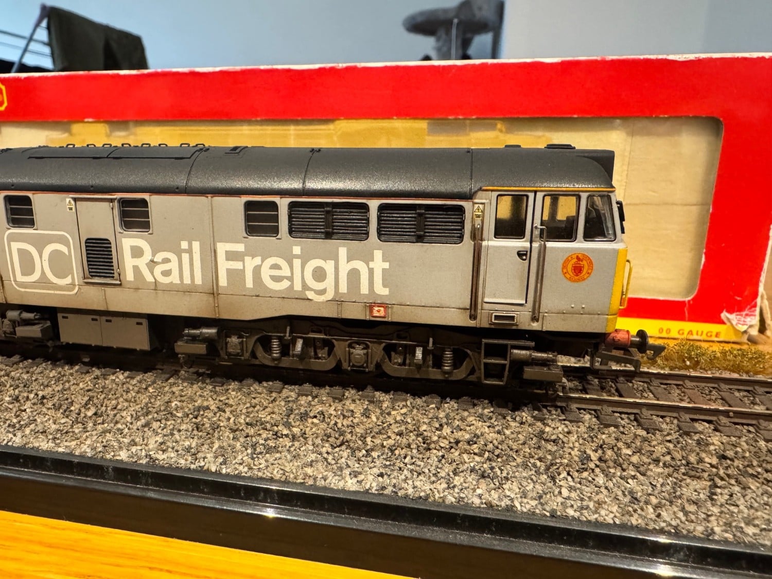 SOLD - Hornby OO DC Rail class 31 601. Full high quality repaint ...