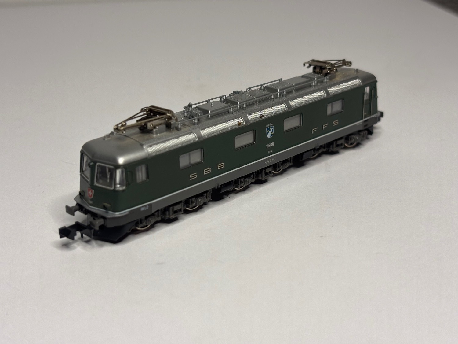 sold* Hobbytrain (Kato) H10172 N Gauge SBB/CFF Re 6/6 11688. Free
