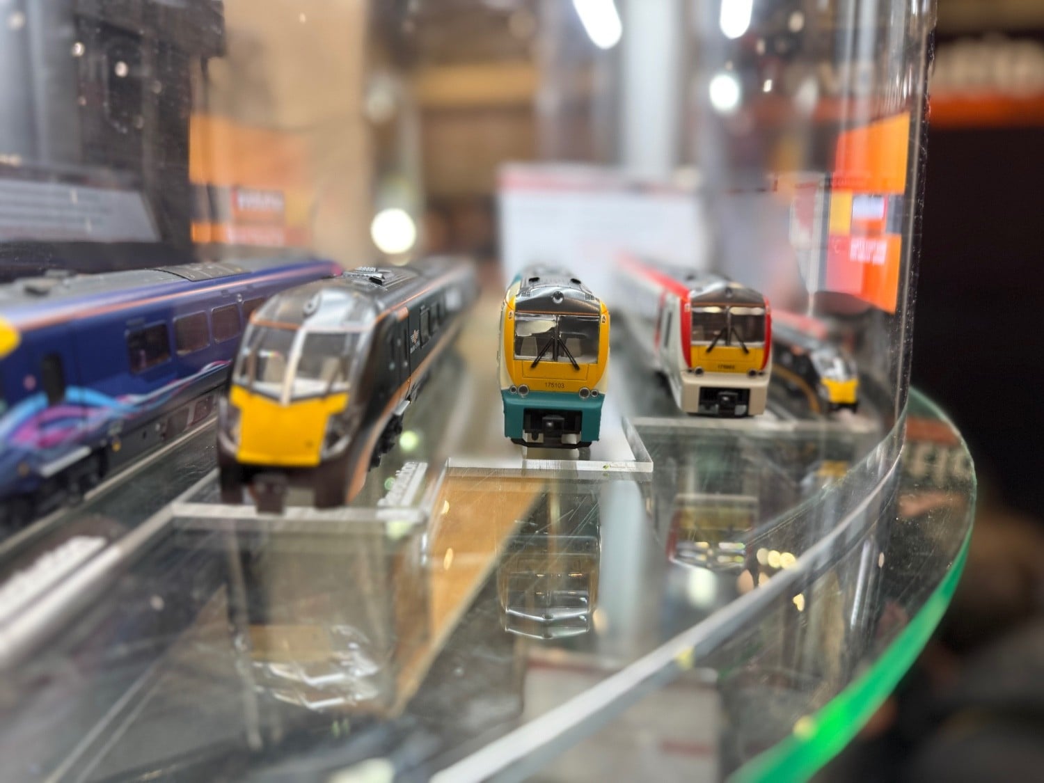 Revolution Trains announce Class 175 'Coradia' and Class 180 'Adelante ...
