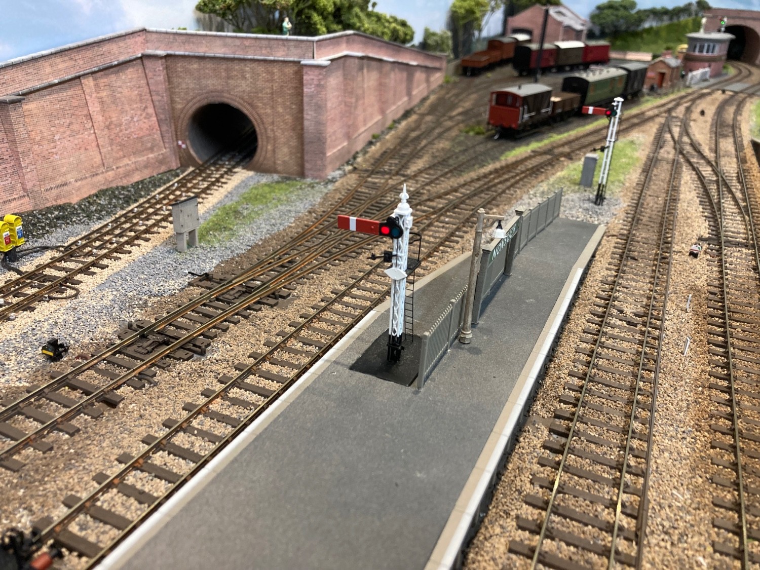Mixing Peco bullhead points with code 75 - Layout & Track Design - RMweb