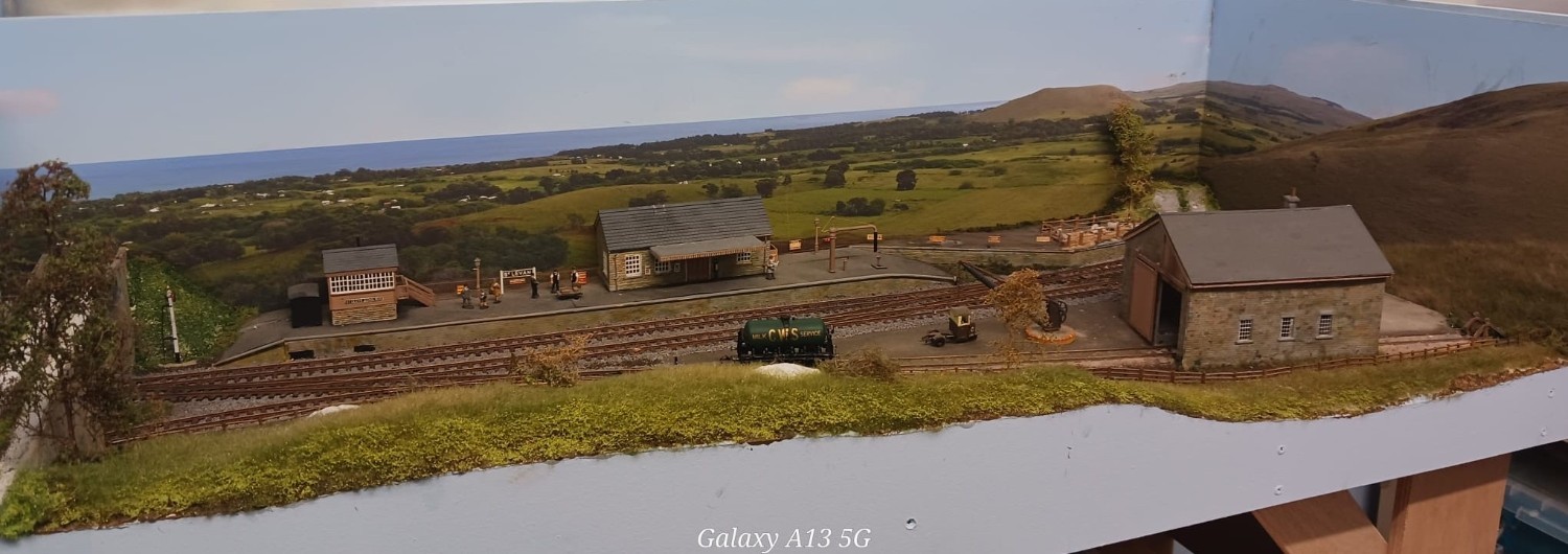 StLevan2.JPG.6136f519fc4721a3b36724515a753e66.JPG